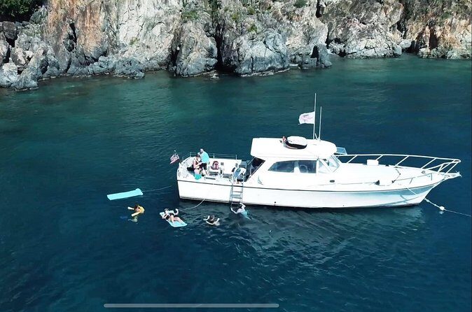 Circle the Island of St. John | Lunch stop at Lime Out (Taco Boat) - Lovango Resort + Beach Club: reef time and optional island shopping