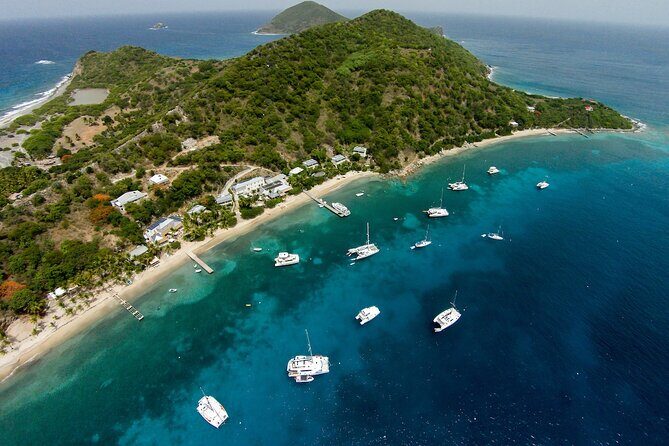Discover The Baths of Virgin Gorda Full Day Adventure - Ritz Carlton St. Thomas - The crew and the boat ride: why the experience feels smooth