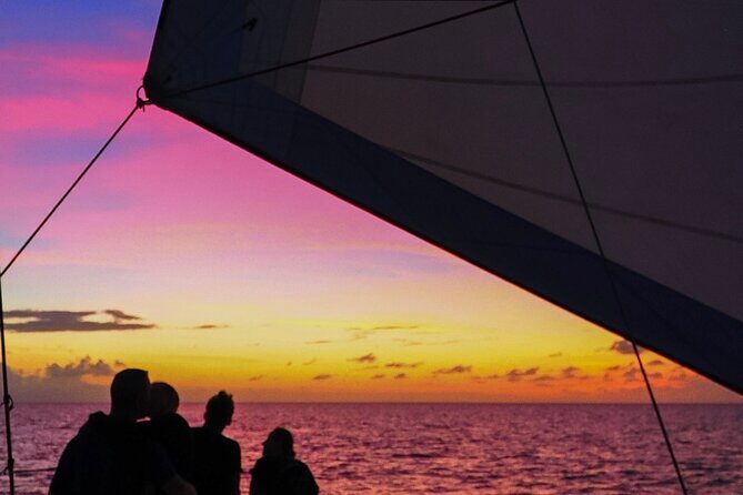 Live Music Sunset Sail - The Green Flash Moment: Real-World Expectations