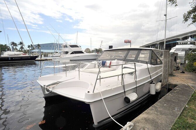 Private Luxury Power Catamaran. Enjoy USVI Aboard MV Hydra - The 7-hour game plan: Charlotte Amalie to beaches and turtle country