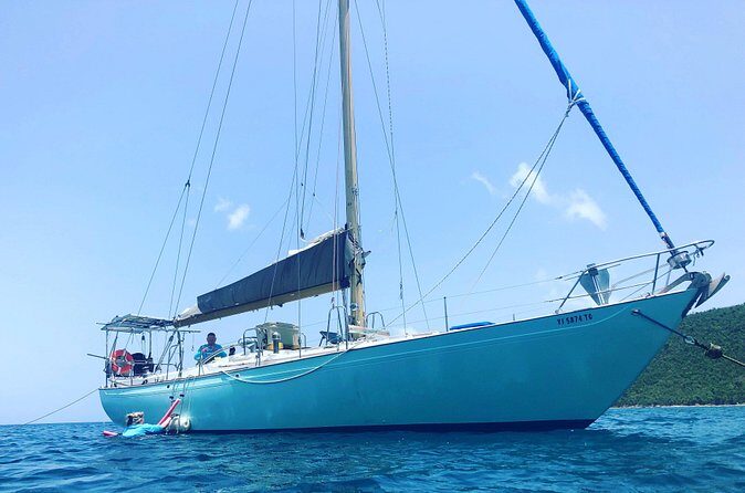 SPECIAL - (Up to 4 Passengers) All Inclusive Day Sail - Lunch and the Full-Service Open Bar
