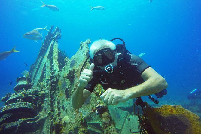 Two-Tank Dive for Certified Diving in St Thomas - What “small group” means in real life